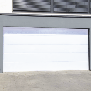 Puerta de Garage de Alta Calidad / Linea Central / Color Blanco 9X9 pies, AISLADA, Estilo Americana.
